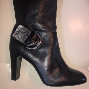 Worn once-Gianni Bini boots